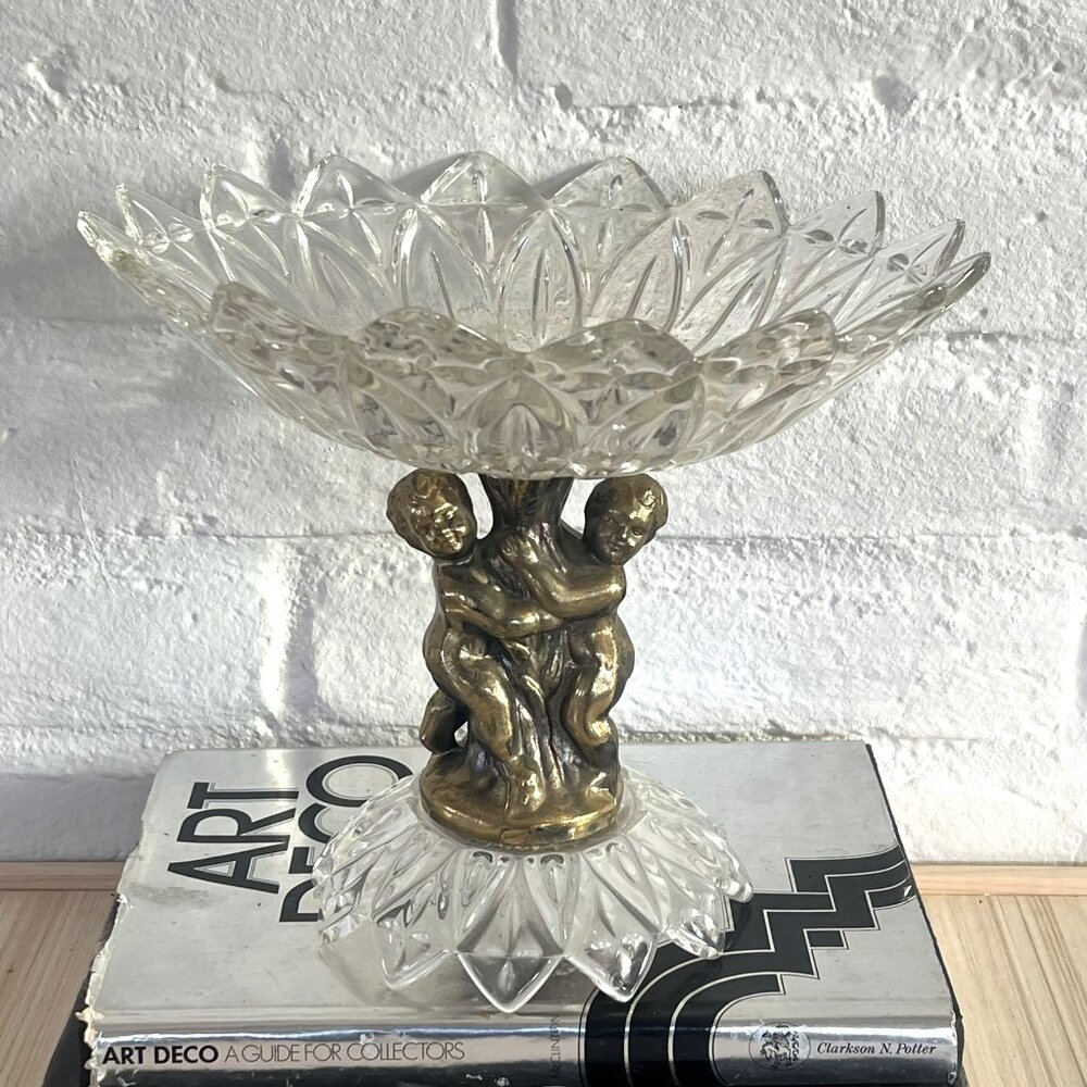 Gilt French Rococo Style Pedestal Compote Centerpiece (1900-1909) ✨